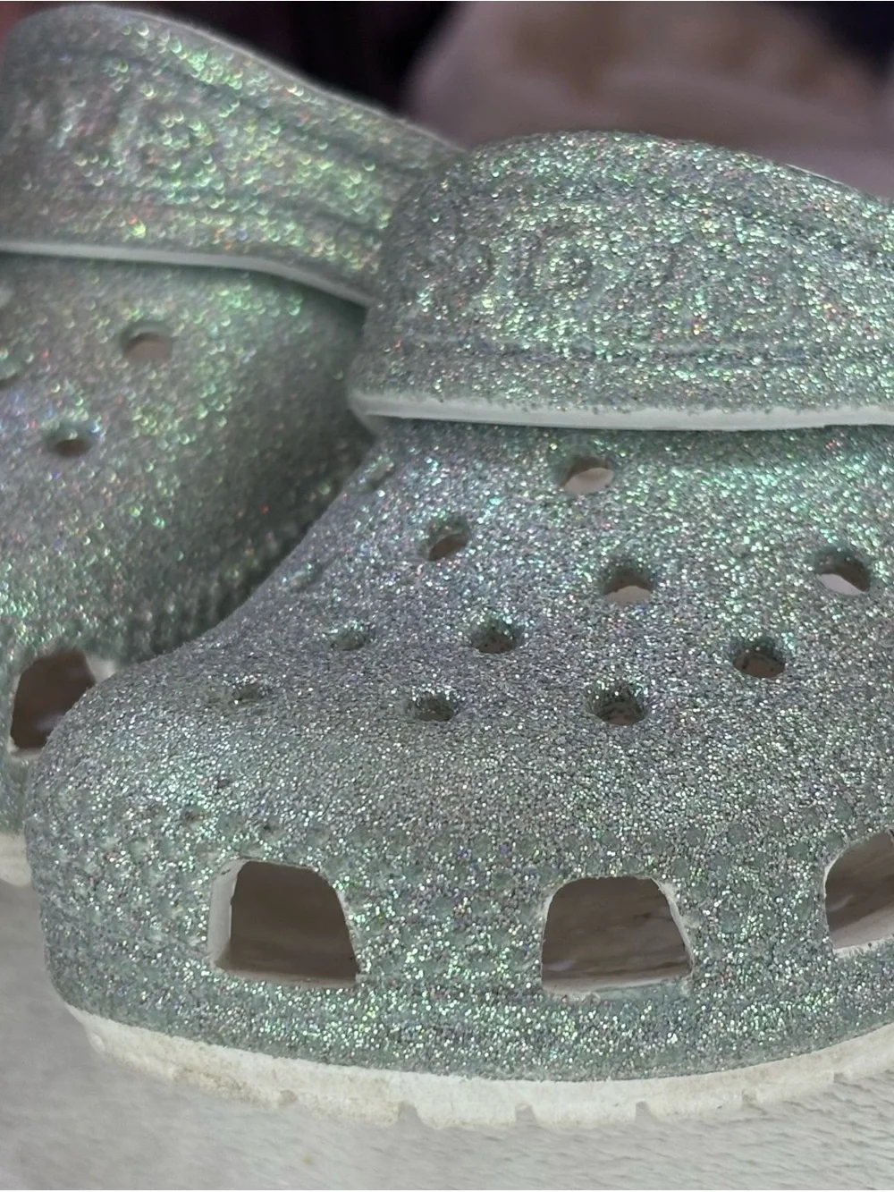 CROCS Kids Glitter Clog in Iridescent Silver C4